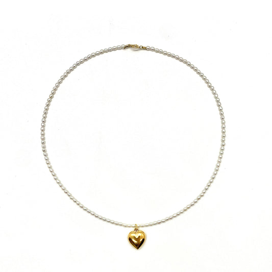 GOLDEN HEART NECKLACE